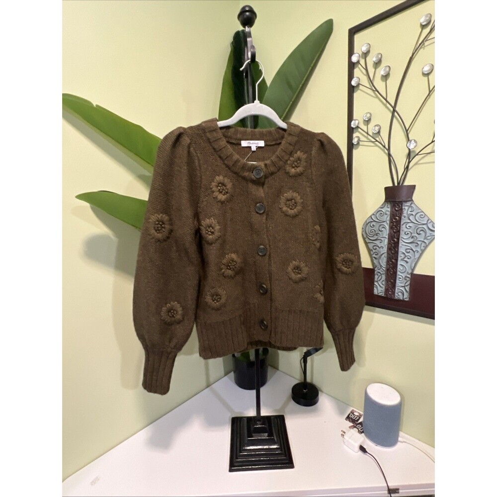 NWT $118 Madewell Embroidered Edencroft Pleat-Sleeve Cardigan Tonal 3D Flower XS - Picture 3 of 7